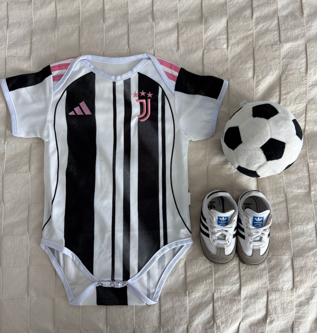 Juventus Infant Kit