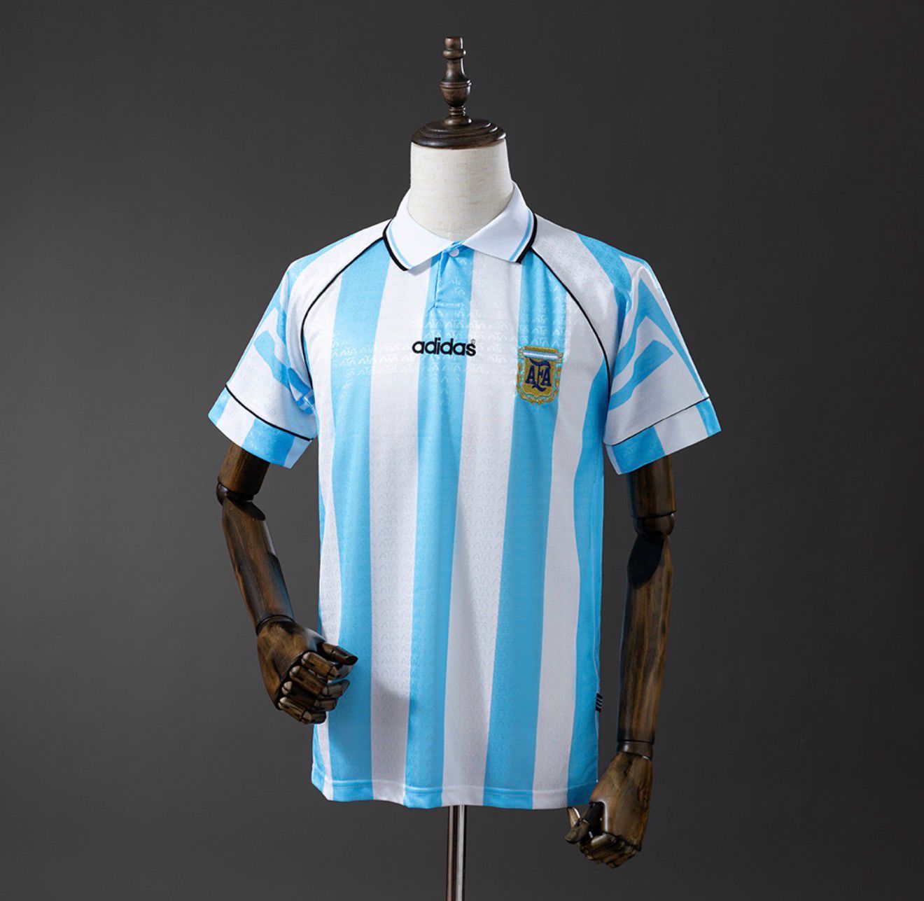 Argentina 1996/97 Home Retro Kit