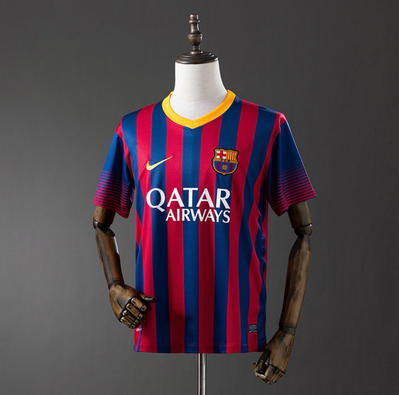 FC Barcelona 2013/14 Home Retro Kit