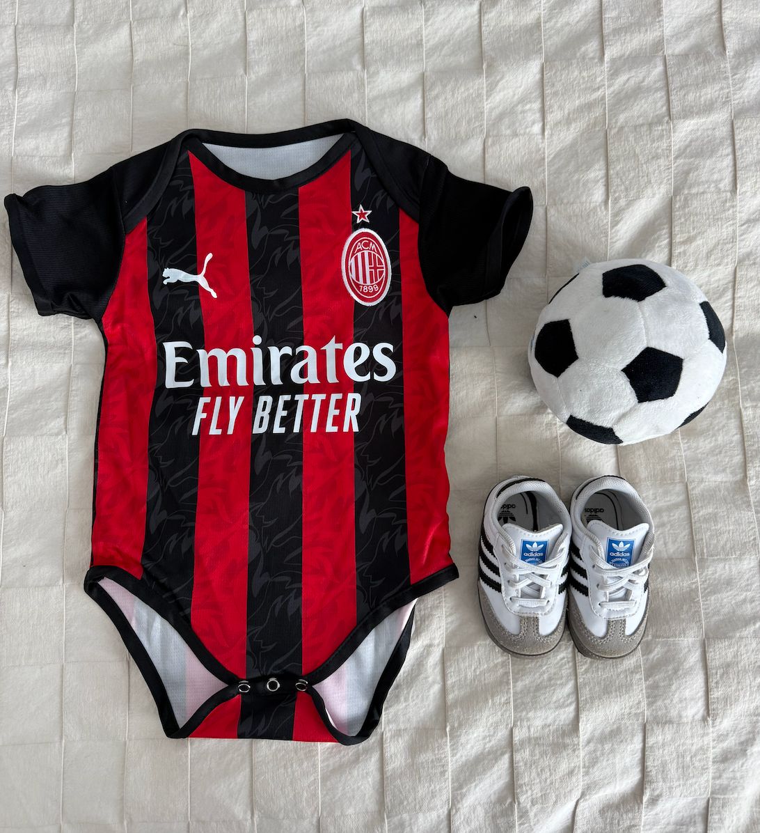 AC Milan 2024/25 Infant Kit