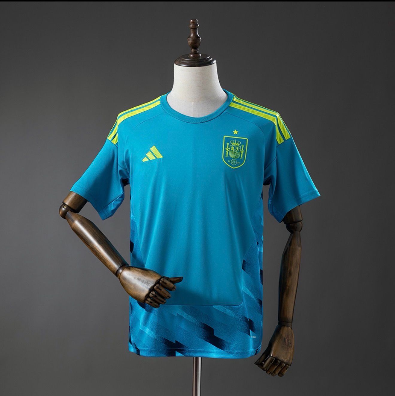 Spain 2026 World Cup Goalkeeper Kit