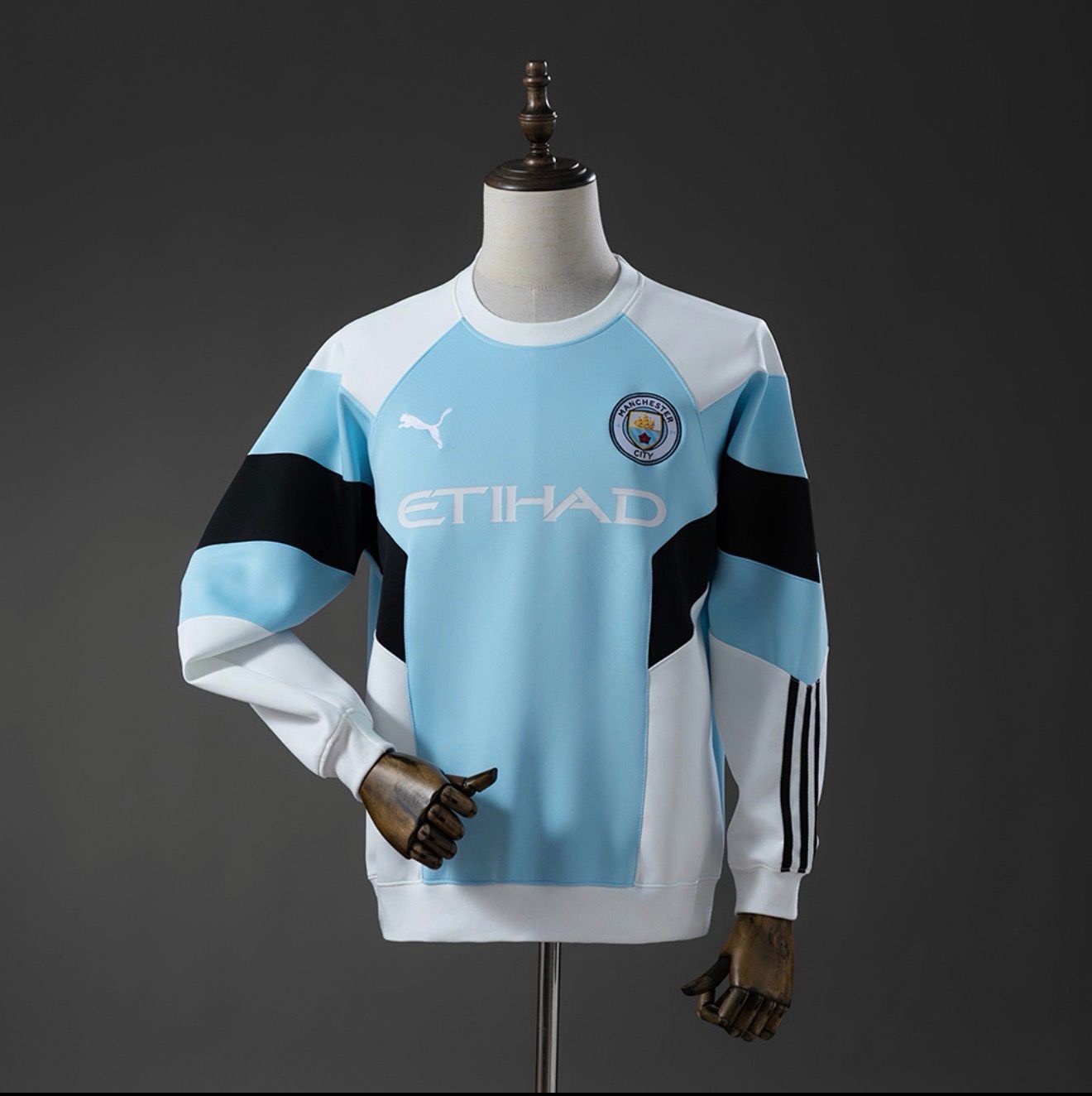 Manchester City 2025/26 Home Sweatshirt