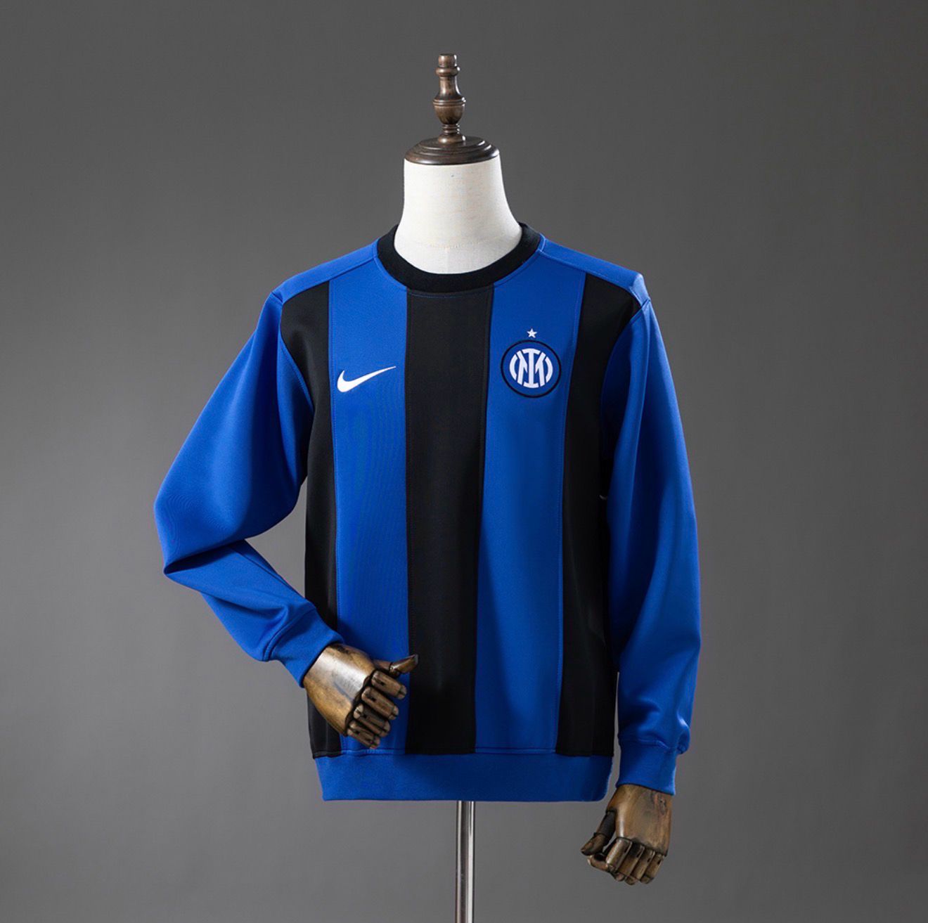 Inter Milan 2025/26 Home Sweatshirt