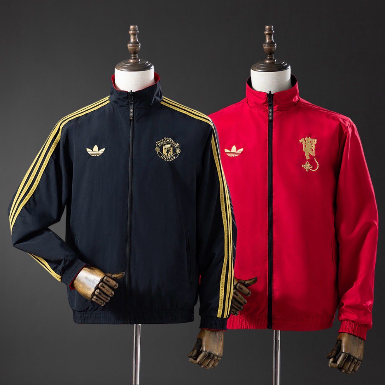Manchester United 2025/26 Home Reverseble Windbreaker