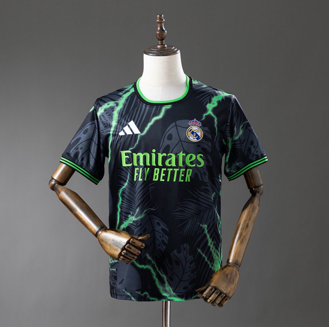 Real Madrid 2025/26 Concept Special Kit
