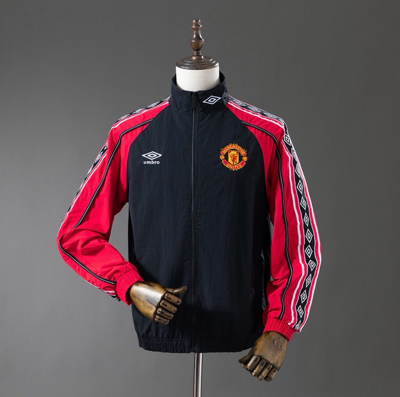 Manchester United X Kappa Retro Black Windbreaker