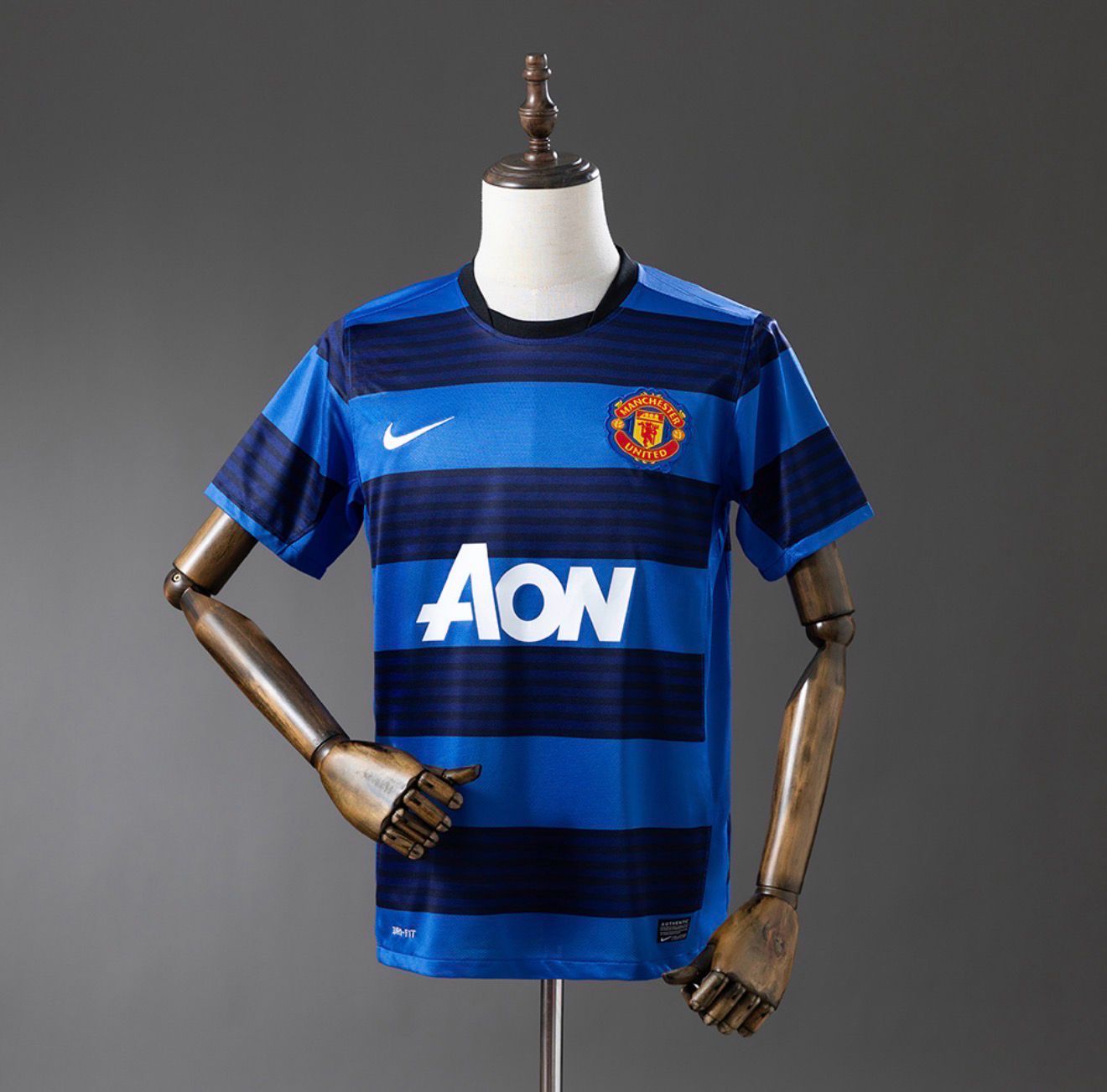 Manchester United 2011/12 Away Retro Kit