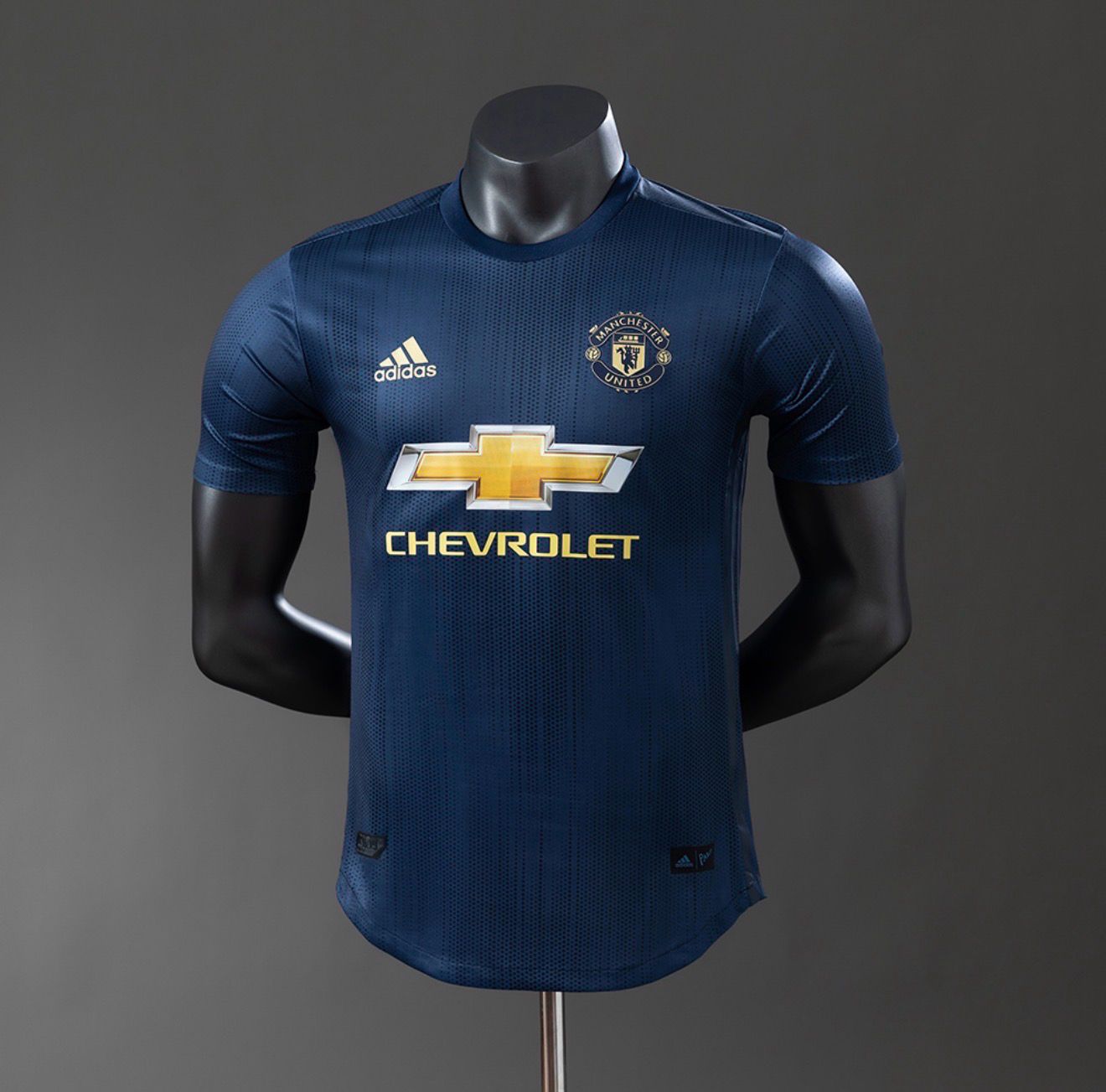 Manchester United 2018/19 Third Retro Kit
