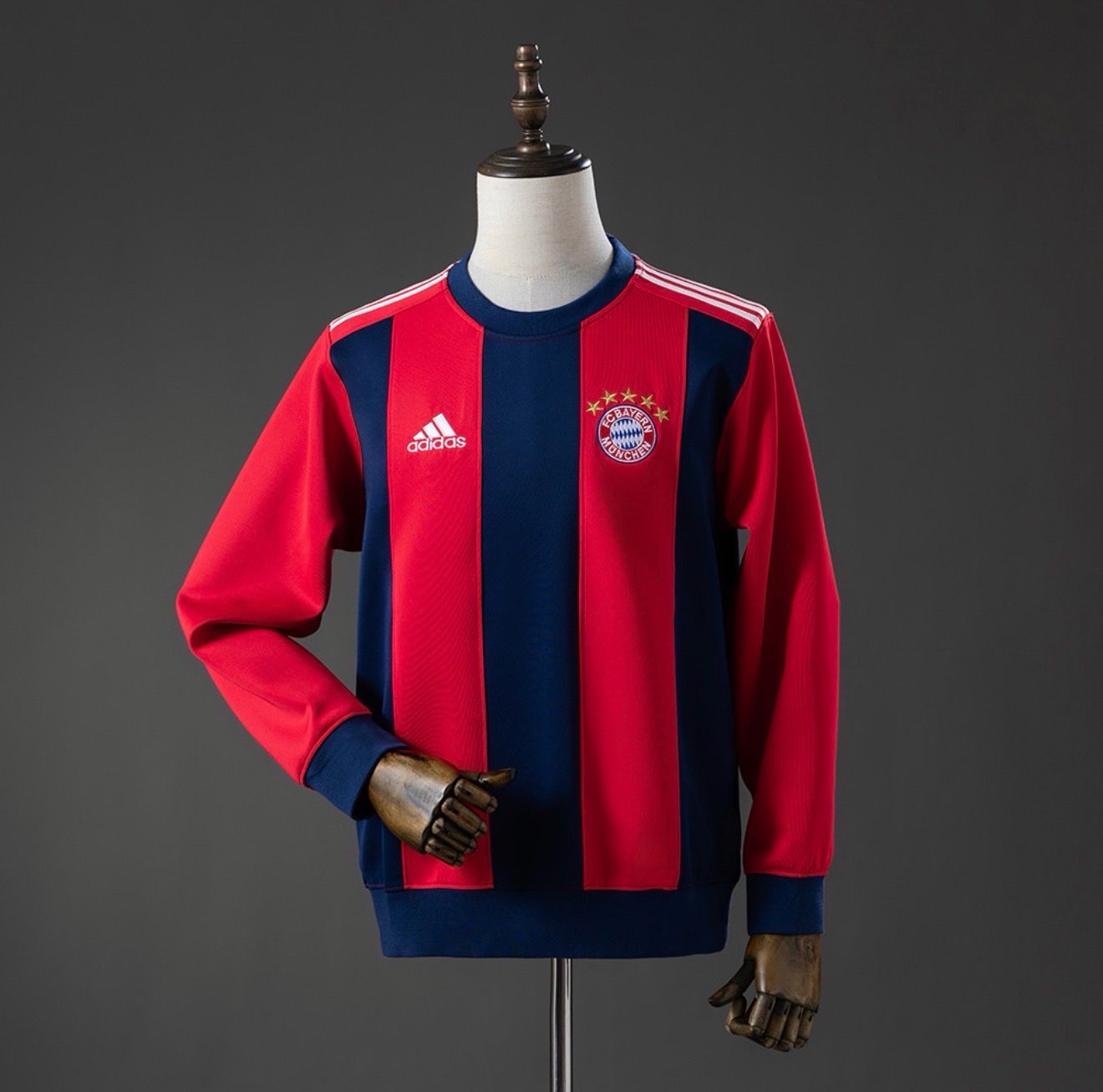 Bayern Munich 2025/26 Sweatshirt