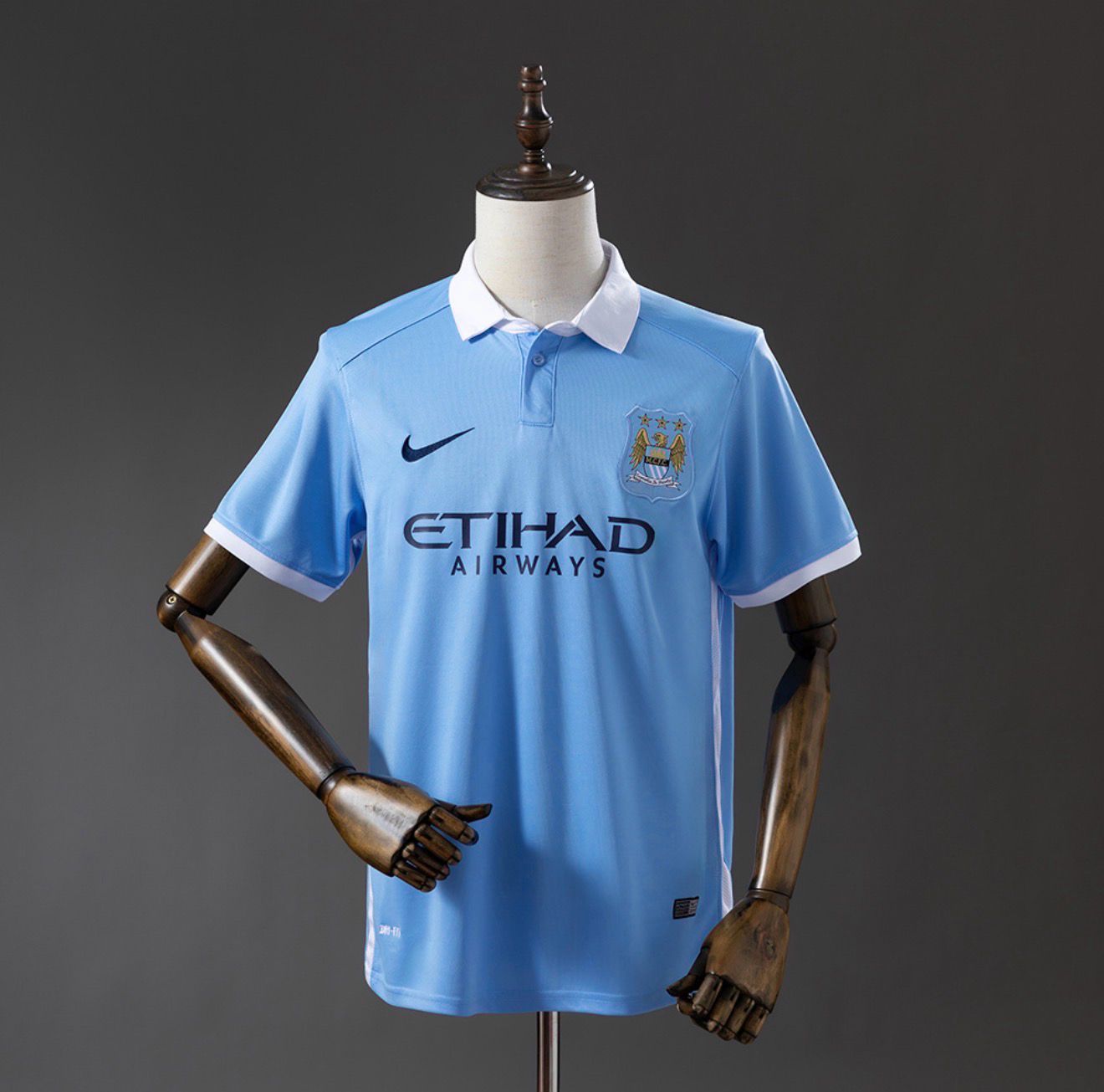 Manchester City 2015/16 Home Retro Kit