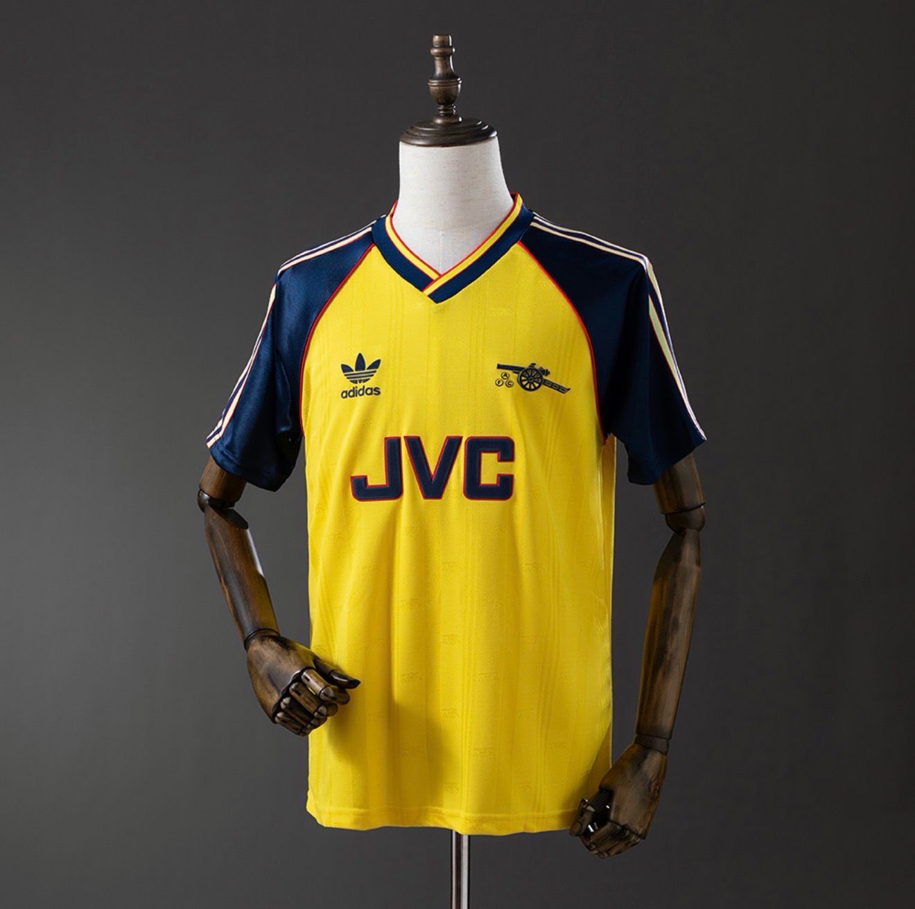 Arsenal FC 1988/89 Away Retro Kit