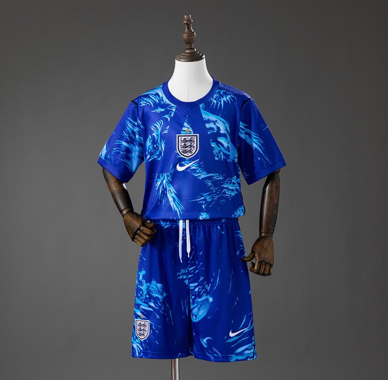 England 2026 Goalkeeper Kids Kit