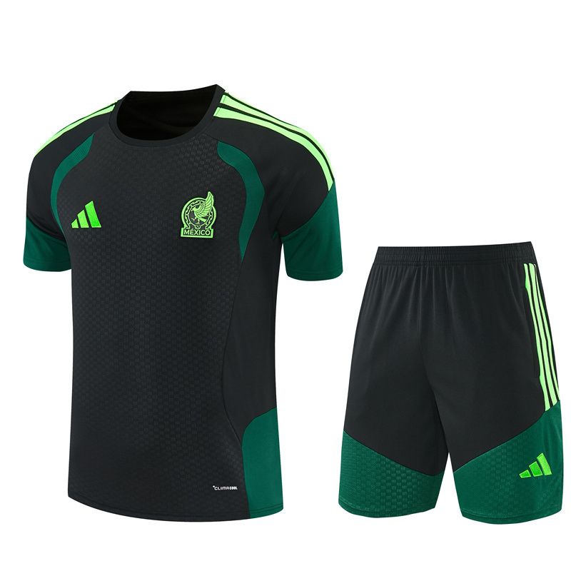 Mexico 26/27 Training Set (Black)