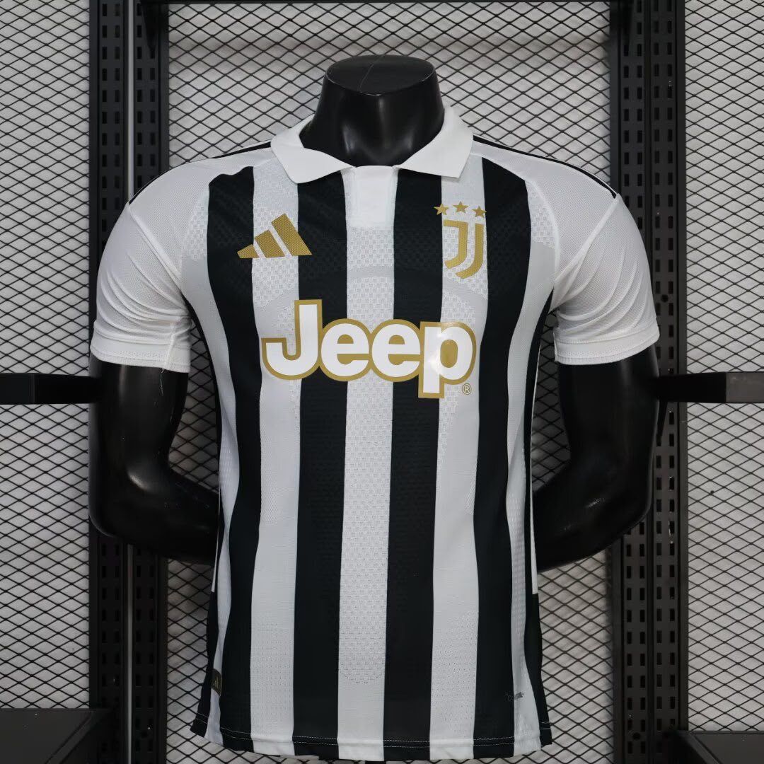 Juventus 2026/27 Home Kit