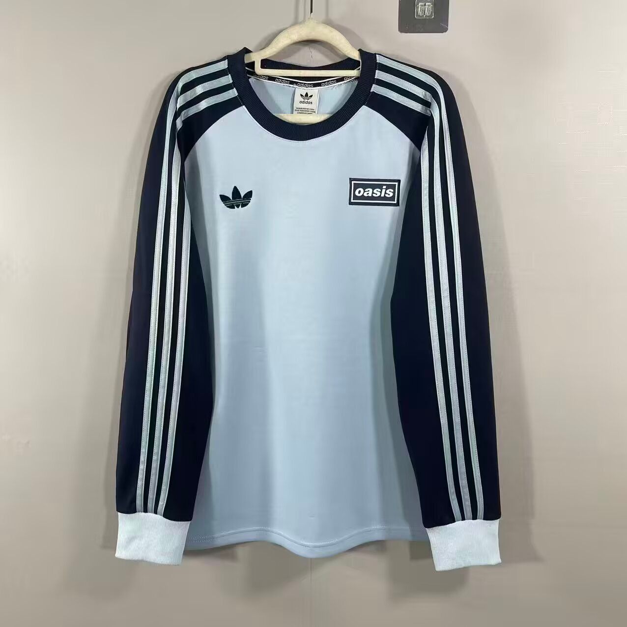 Oasis x Adidas 2025/26 Sweatshirt- Bule