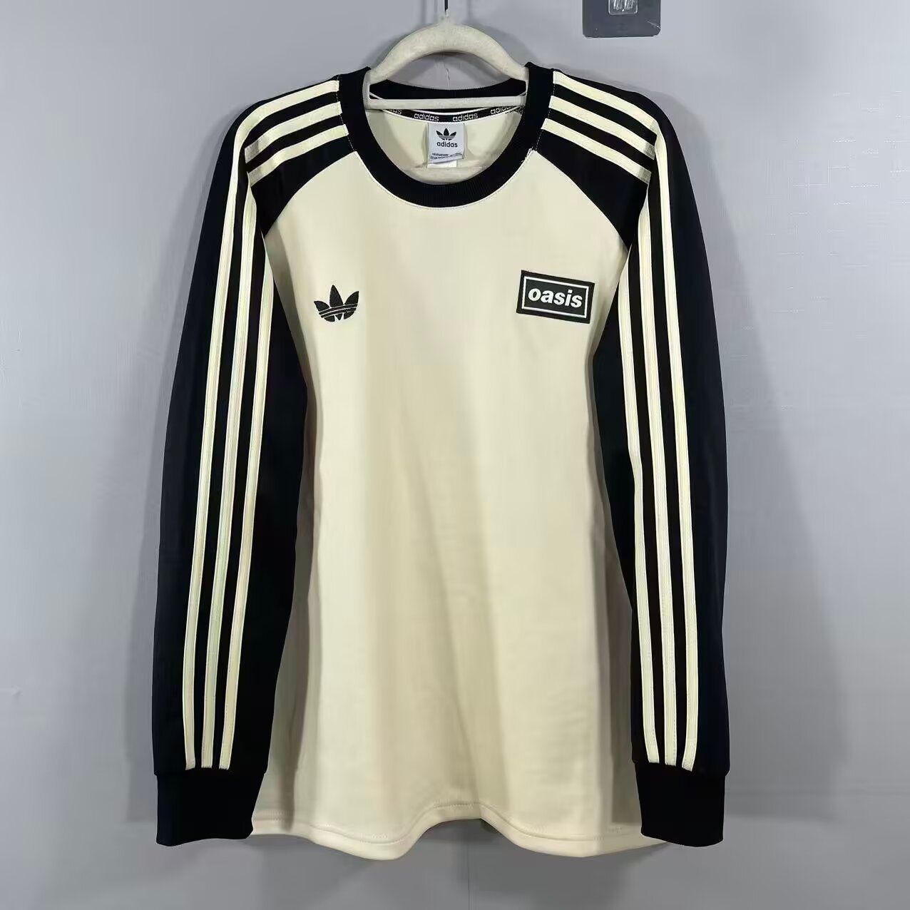 Oasis x Adidas 2025/26 Sweatshirt- Beige
