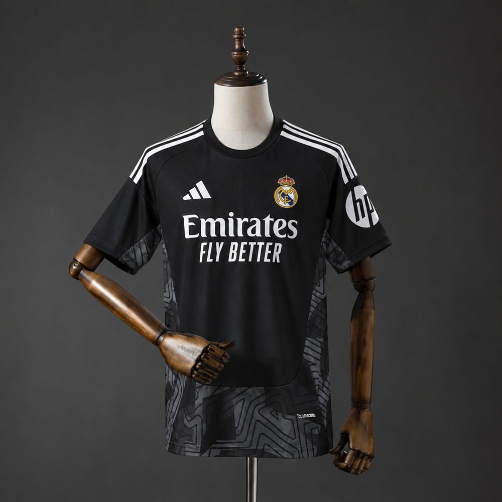 Real Madrid 2026/27 Goalkeeper Kit
