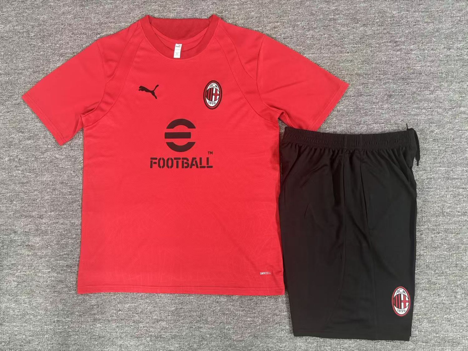 AC MILAN 26/27 Training Set (Red)