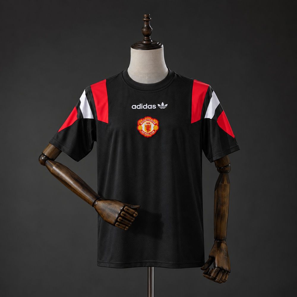 Manchester United 2026/27 EQT Lifestyle Kit- Black