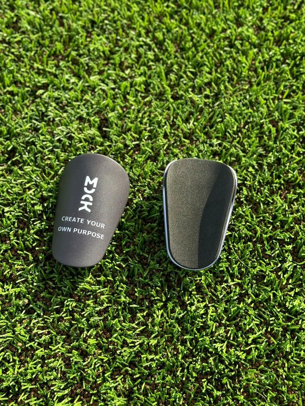 MK Black Shin pads