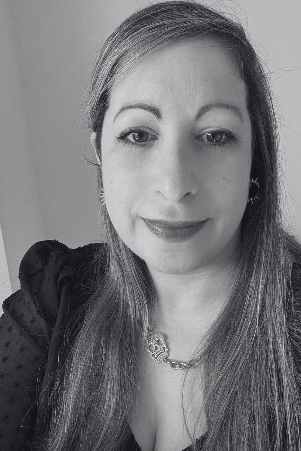 Paris : 1 session d&#39;Hypnose Régressive Ésotérique avec support télépathe par Hanna Sun