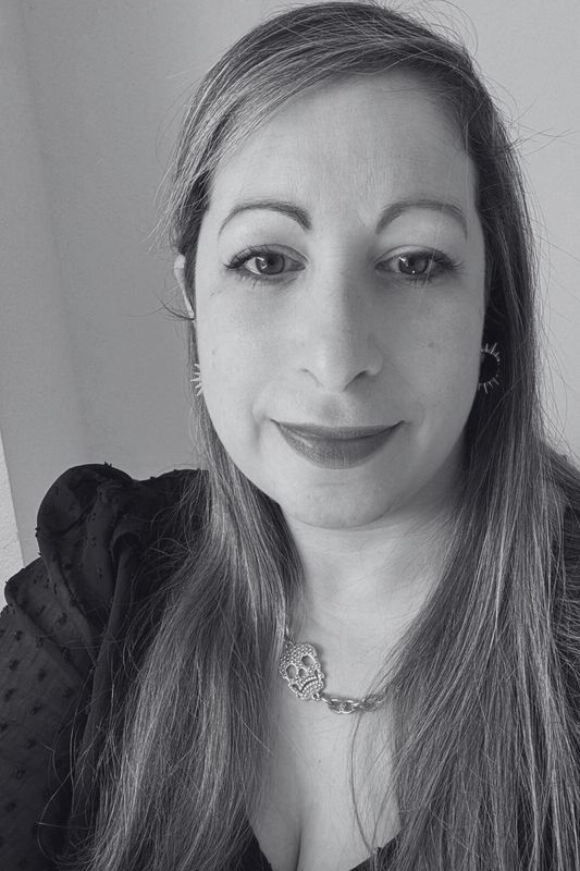 Online : 1 session d&#39;hypnose régressive ésotérique en direct par Hanna Sun via Zoom