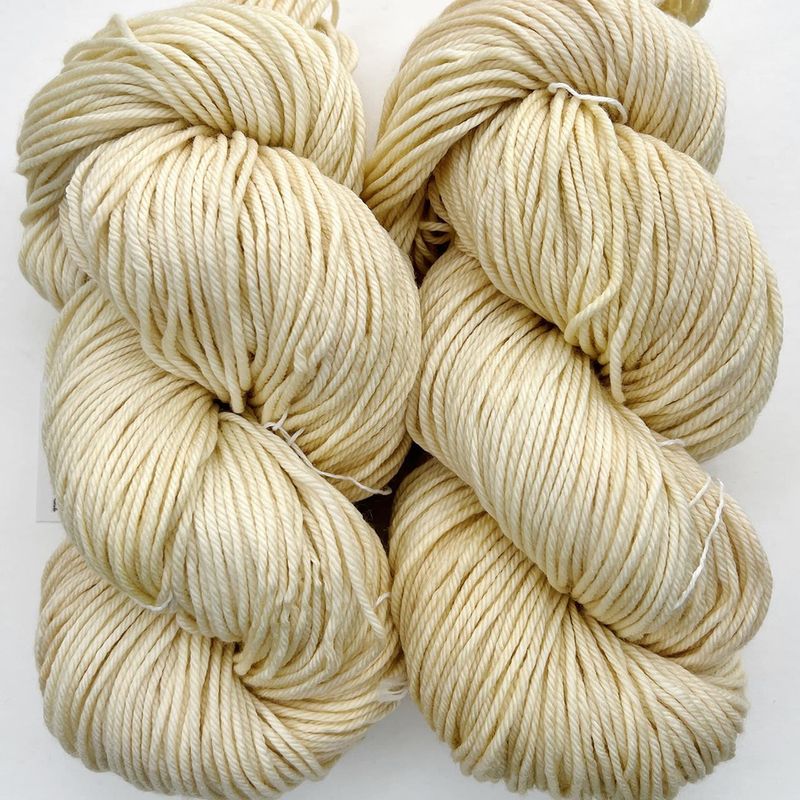 Rios, RIO704, Ivory