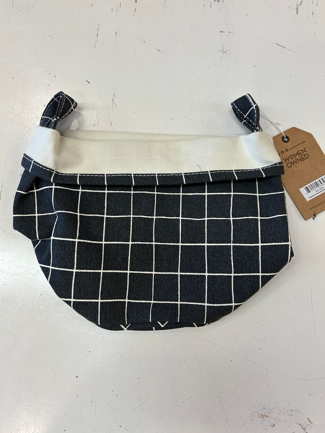 Maika Bucket (medium), Color: Belvedere