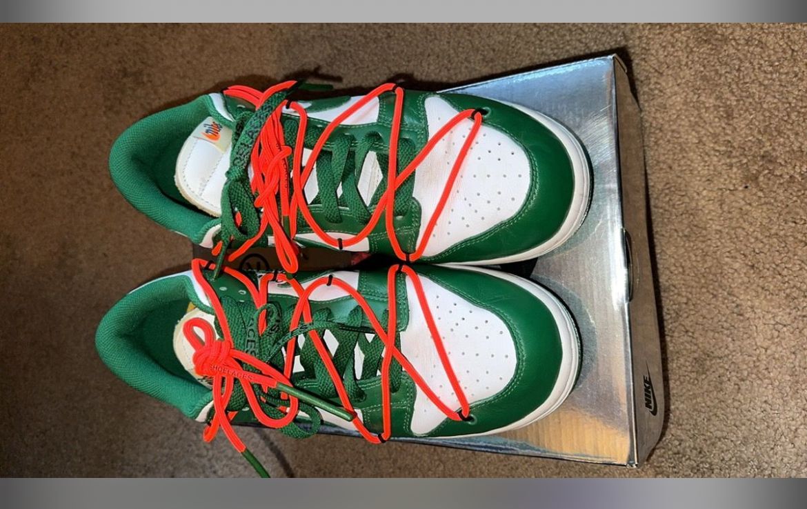 Nike OFF-WHITE Dunk “Pine Green” (Men’s 8,9,10,11) (Womens 5,6,7,8)