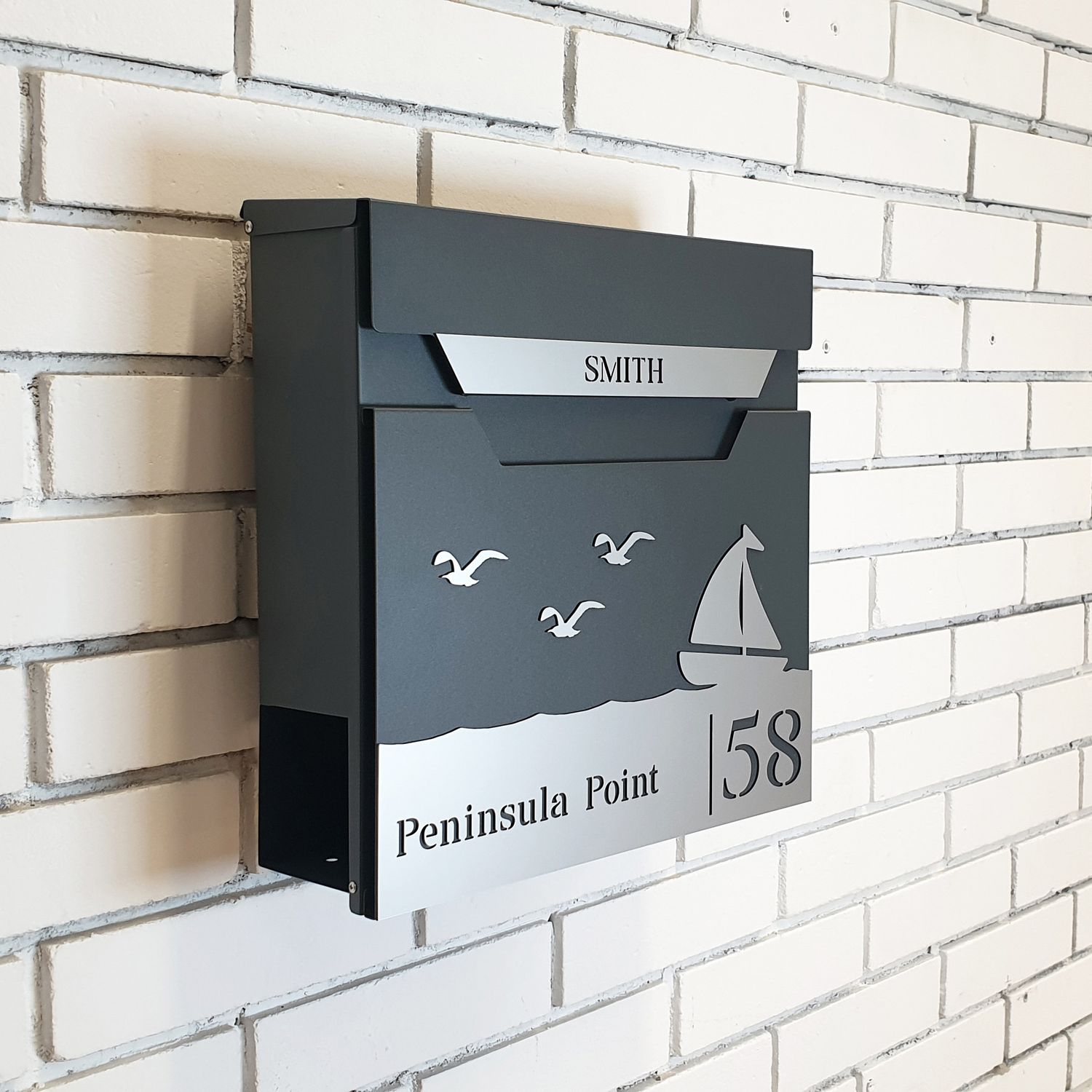 Mailbox Aurora P-04 by Studio Carino - Modern Wall-Mounted Anthracite Mailbox