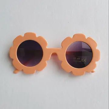 Girl&#39;s Sunglasses Sunflower Shape