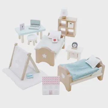 Wooden Dolls House Child&#39;s Bedroom Furniture