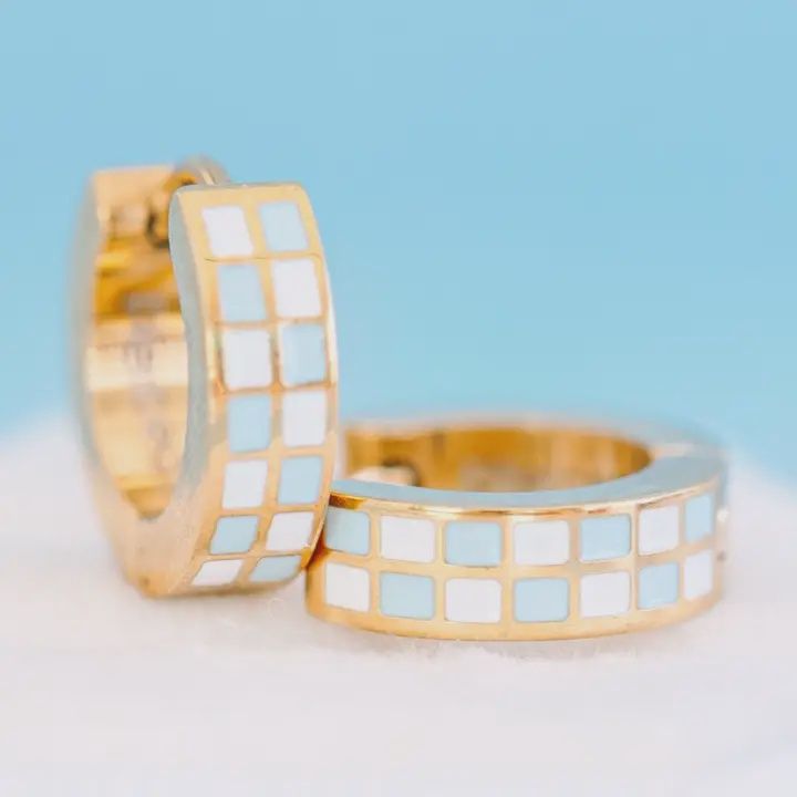 Baby Blue Checkered Huggies