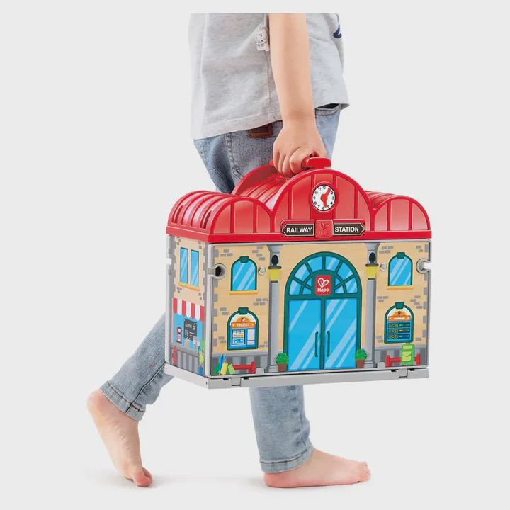 Portable Train Station Set