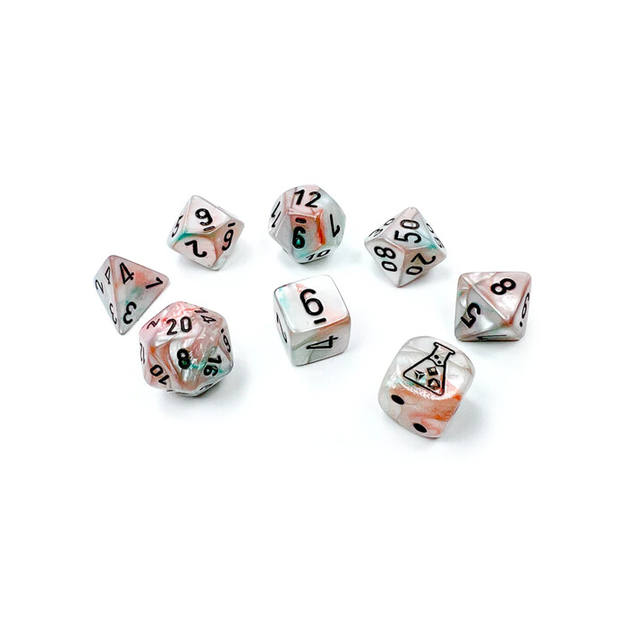 Chessex: Poly 7 Set - Lustrous - Sea Shell w/ Black