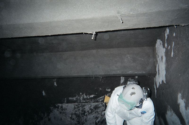 Plafond de réservoir