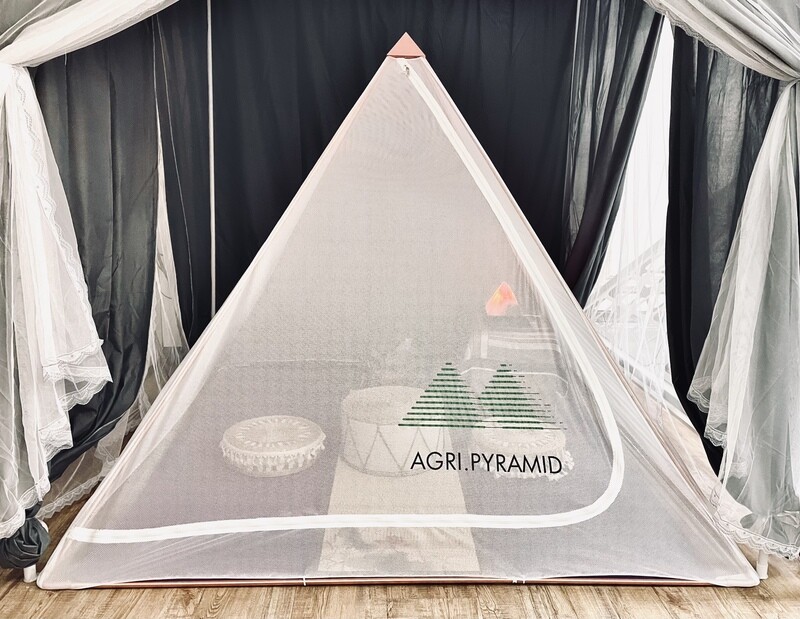 2X2X1.8 金字塔能量養生帳篷（直購方案：附水晶球）/ 2X2X1.8 Pyramid energy health tent (Direct purchase plan: crystal ball included)
