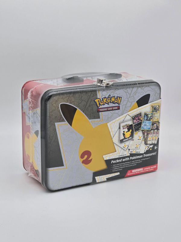 Celebrations Sammelkoffer Collector Chest - Pokemon