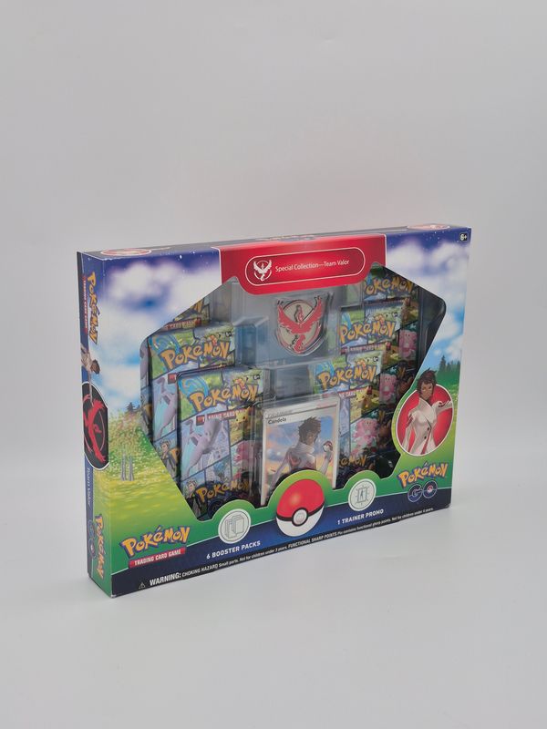 Pokemon GO Special Collection - Team Valor - Pokemon