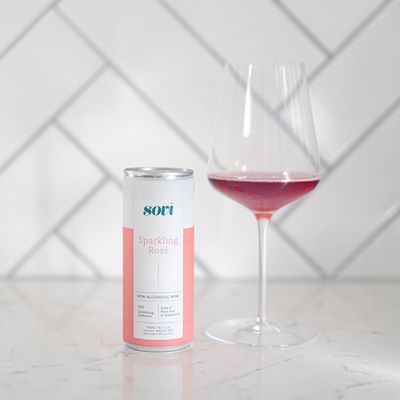 Sovi - Sparkling Rose Can
