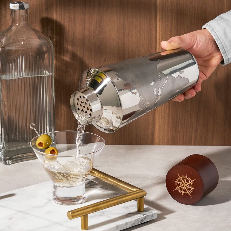 Globe Shaker