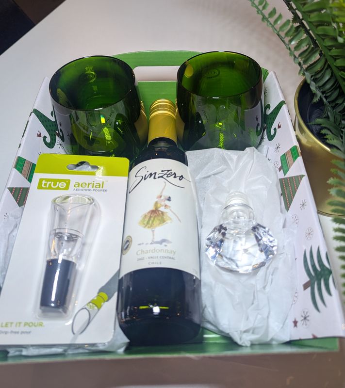 Chardonnay All Day - Gift Basket