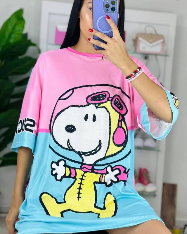 Camiseta Oversized de Snoppy