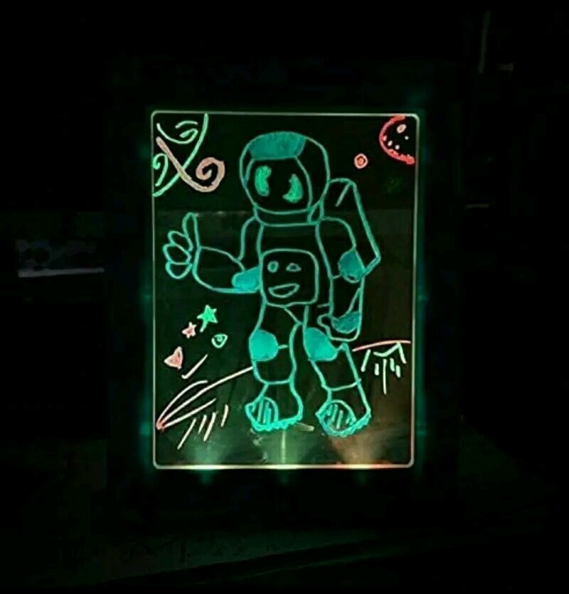 Glow in the dark *MAGIC PAD*