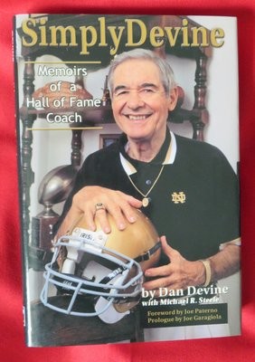 Item.A.09.Simply Devine - Memoirs of a Hall of Fame Coach (Dan Devine)
