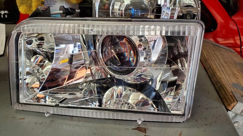 1992-1996 Ford F150-F350 Bronco OBS Bi-LED Projector Retrofit Headlight Kit