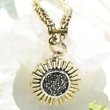 BE THE LIGHT PENDANT