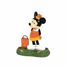MICKEY BUYS A TICKET