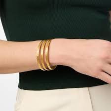 MADISON GOLD BANGLE LARGE