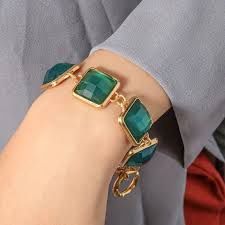 CHEVAL STONE BRACELET IRIDESCENT EMERALD GREEN